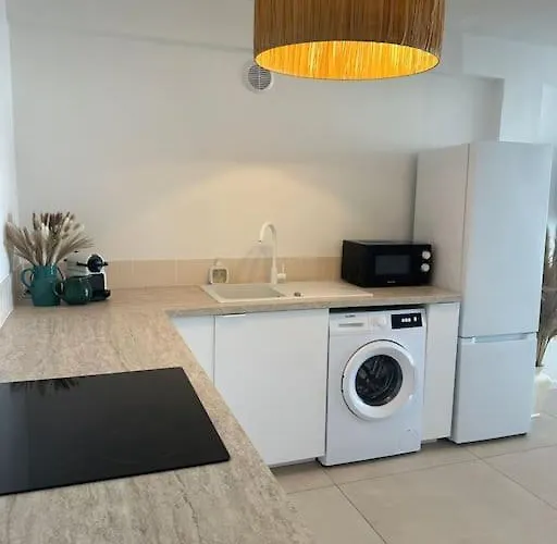 Refuge Mer&pinède à Giens Appartement *