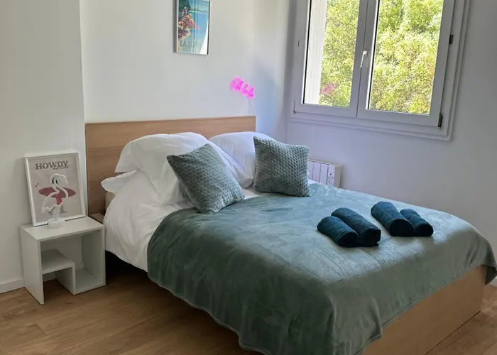 Refuge Mer&pinède à Giens Appartement *